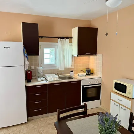 Hilltop Hideaway * Szkála Potamiász