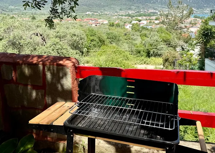 Hilltop Hideaway Case de vacanță Skala Potamia